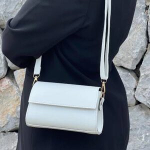Beyaz Askılı Bayan Çantası